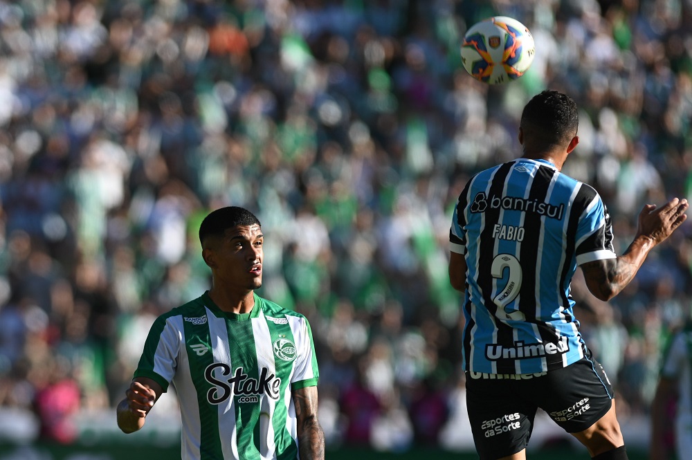 Juventude e Grêmio empatam na primeira partida da final do Campeonato Gaúcho