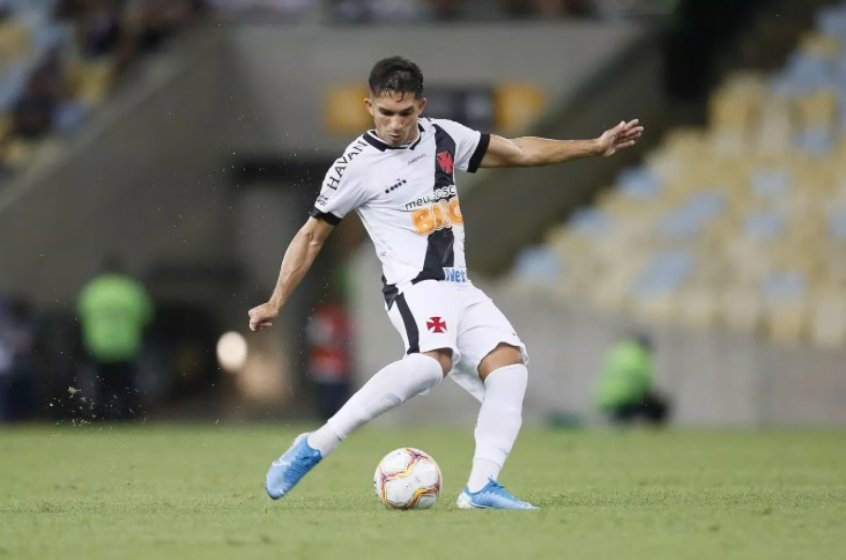 Jogador do Vasco registra boletim de ocorrência após ser ameaçado por torcedores