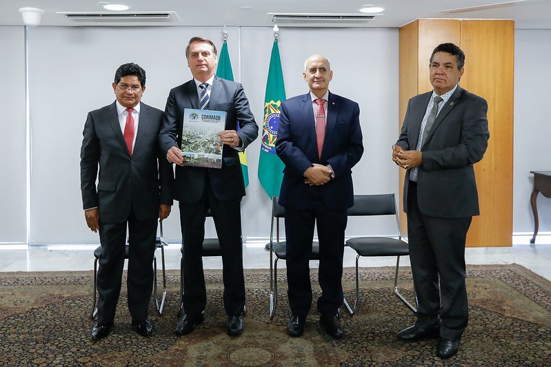 PDT aciona PGR por quebra de sigilo em visitas de pastores lobistas a Bolsonaro