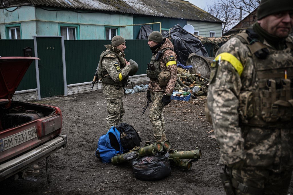 Após apelo de Zelensky, mais de 3 mil americanos se oferecem para lutar na Ucrânia