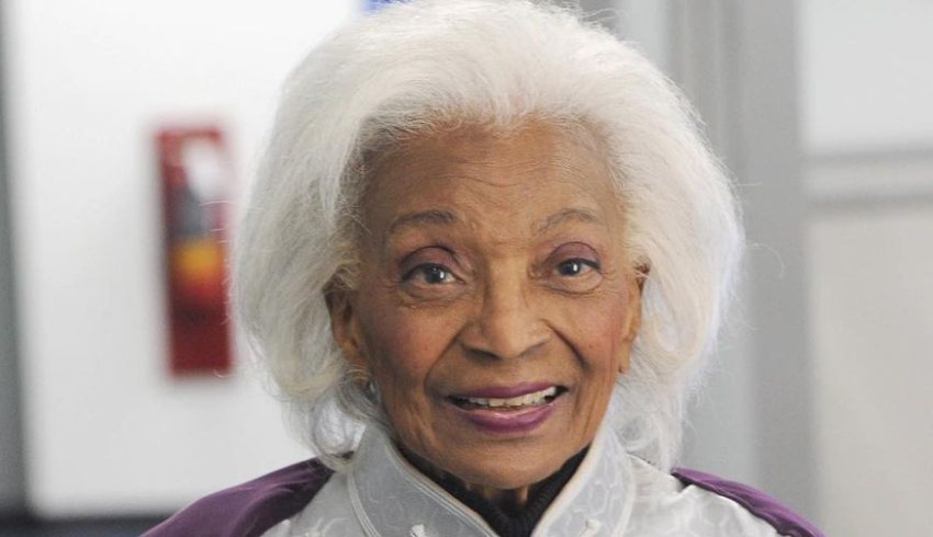 Morre Nichelle Nichols, a Uhura em ‘Star Trek’, aos 89 anos