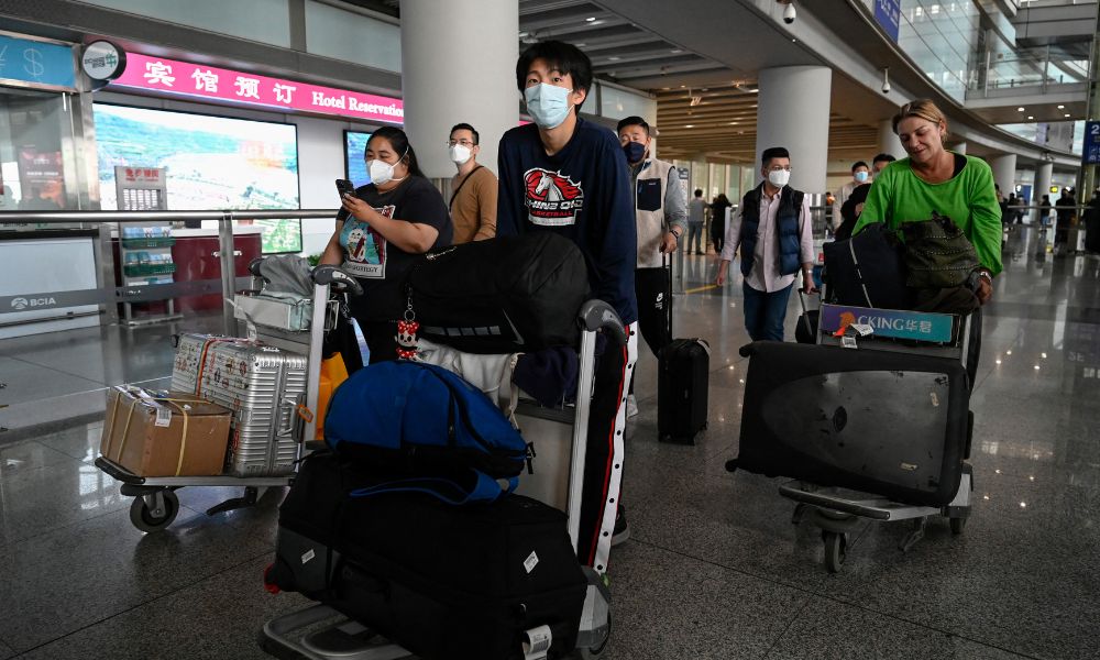 China retoma emissão de vistos para estrangeiros após suspender restrições impostas na pandemia