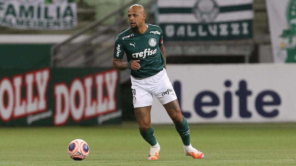 Felipe Melo manda recado para Leila Pereira: ‘Não ganhou b**** nenhuma no Palmeiras’