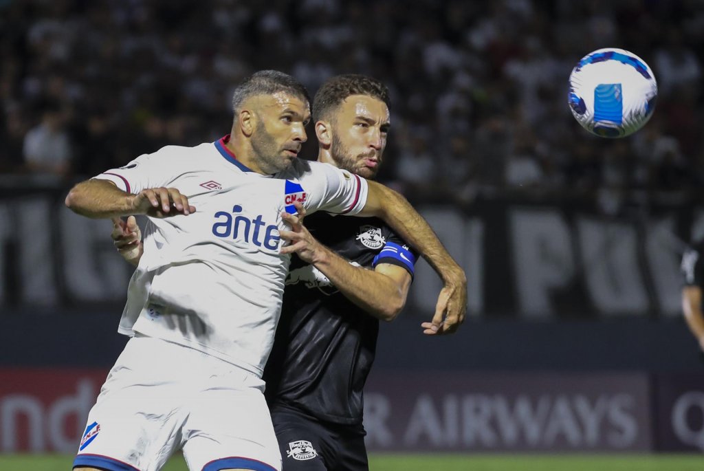 Red Bull Bragantino vence o Nacional por 2 a 0 no primeiro jogo de Libertadores em sua história