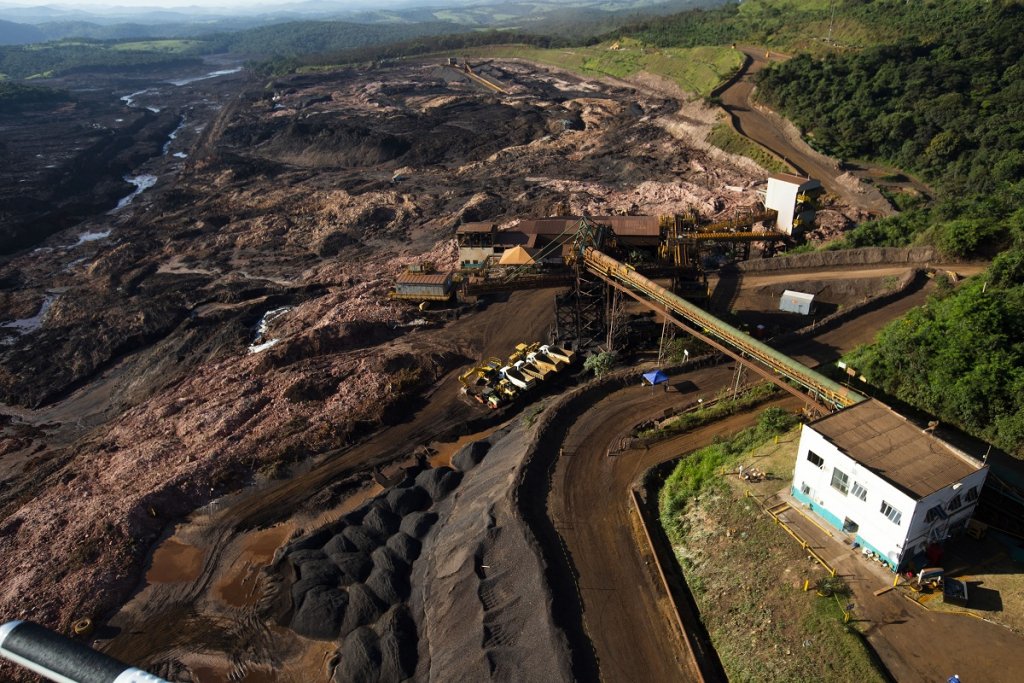 Agência de mineração interdita quatro barragens por falta de estabilidade