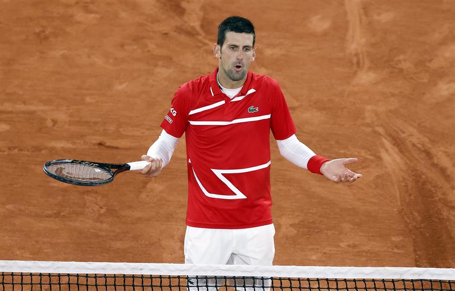 Australian Open exige vacinação de tenistas e Djokovic rebate: ‘Não sei se irei’