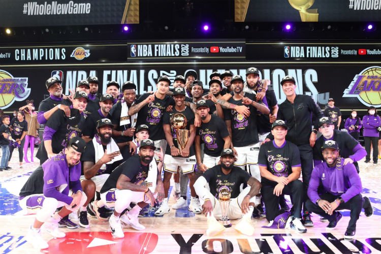 Campeões da NBA em 2019/20, jogadores do Lakers não visitarão a Casa Branca