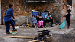 Pobreza extrema no Brasil alcança 2% da população e registra menor patamar da história, de acordo com Banco Mundial