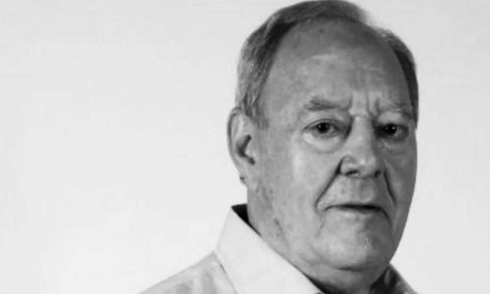 Roberto Carmona, jornalista esportivo e lenda do rádio, morre aos 86 anos