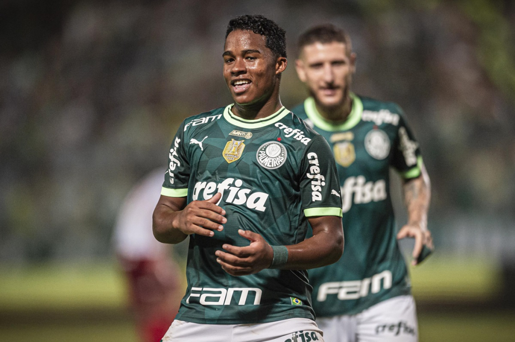 Palmeiras chega a 44% de chances de título; Santos e Corinthians estão praticamente livres do rebaixamento