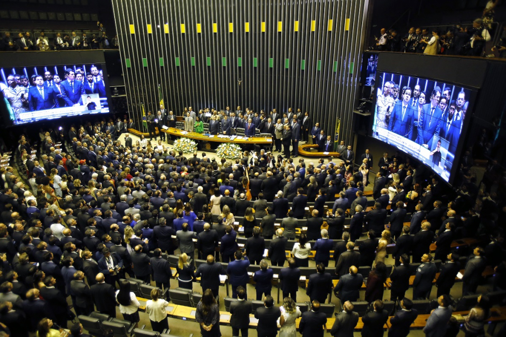 Senado tem panorama incerto com Marinho e Pacheco em disputa acirrada pela presidência