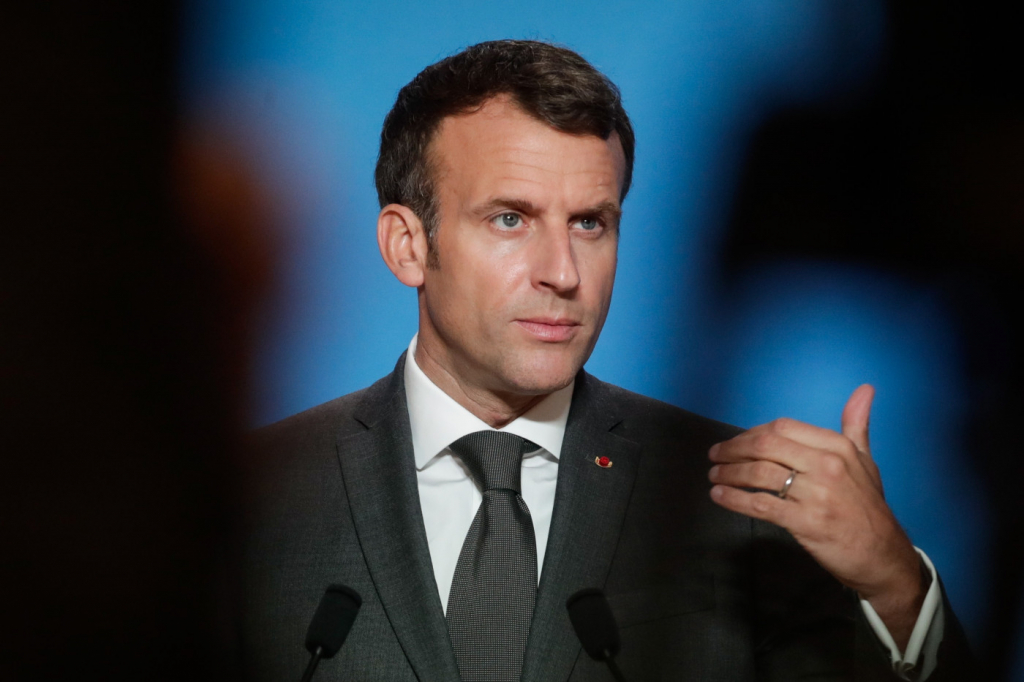 Após renúncia de Liz Truss, Macron diz torcer para que Reino Unido encontre estabilidade política