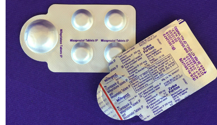 Suprema Corte dos EUA mantém acesso à pílula abortiva