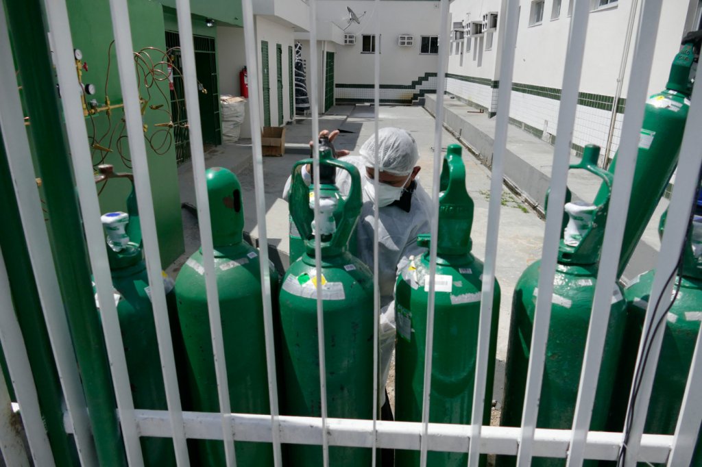 Mais de 60% dos hospitais privados do Brasil têm estoque de oxigênio para apenas uma semana