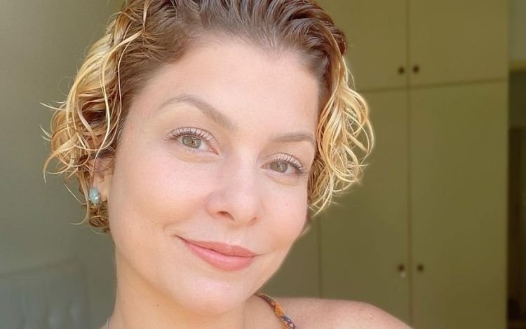 Bárbara Borges fala de luta contra o alcoolismo: ‘Estou me salvando, mas tenho recaídas’