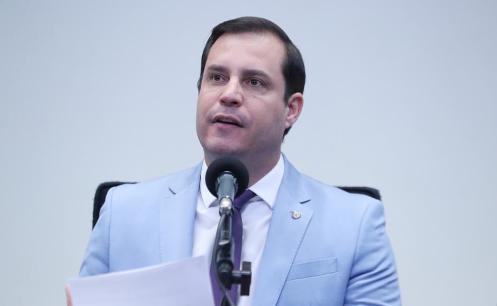 Relator faz concessão, e reforma tributária manterá incentivos fiscais da Zona Franca de Manaus e áreas de livre comércio