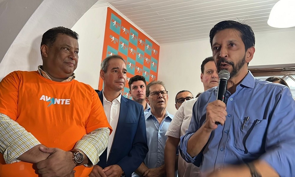 Com apoios de Avante e Agir, Ricardo Nunes chega a oito partidos em ‘frente ampla’ para as eleições de SP