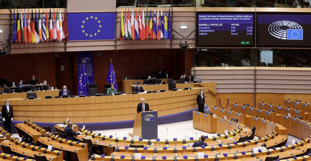 Parlamento Europeu aprova acordo com Reino Unido e encerra o Brexit