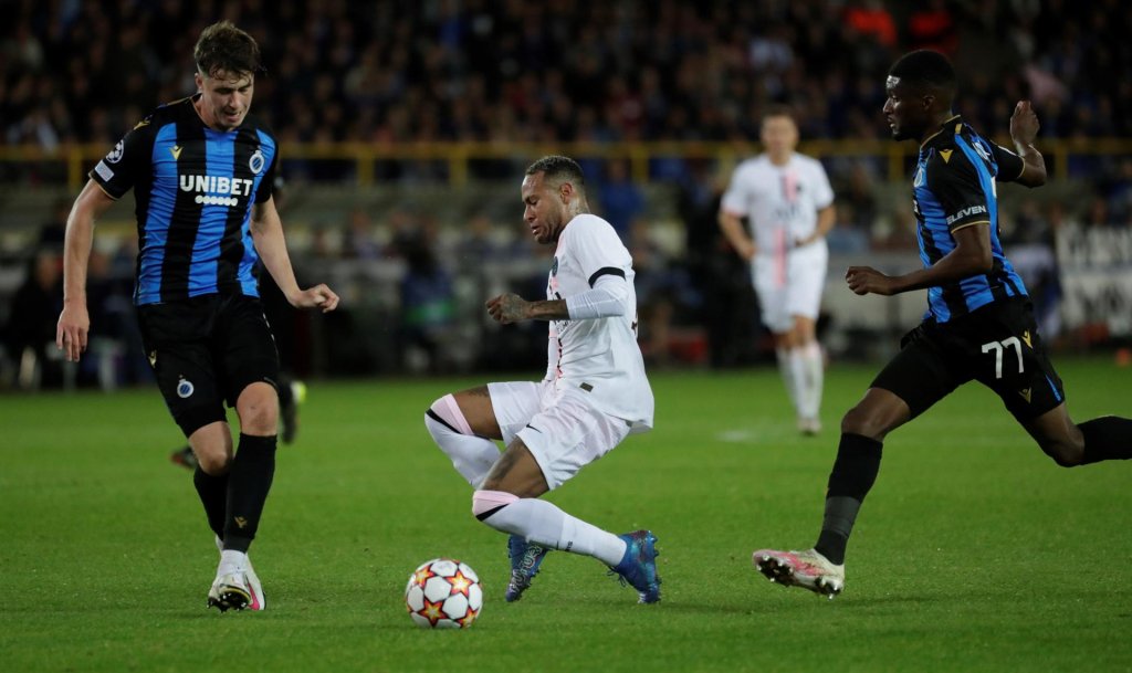 Goleiro do Brugge provoca Messi, Neymar e Mbappé após empate: ‘Não tive muito trabalho’