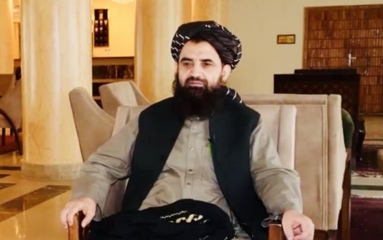 Líder político talibã diz que EUA quebrou pacto ao atacar contra alvos do Estado Islâmico