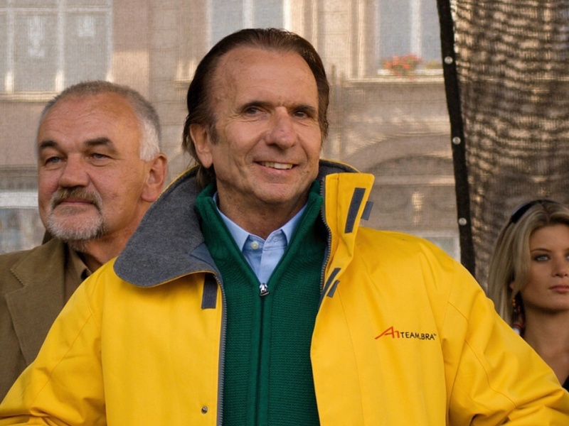 Emerson Fittipaldi será candidato ao Senado da Itália por partido de extrema-direita 