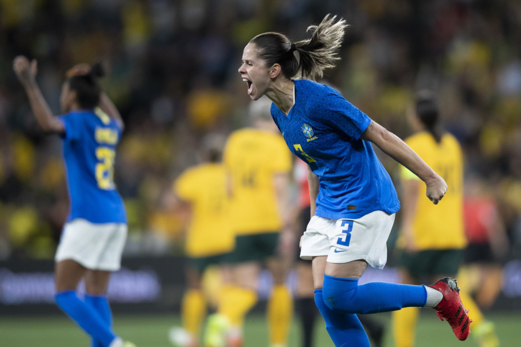 Seleção feminina brasileira se recupera e empata amistoso com Austrália por 2 a 2