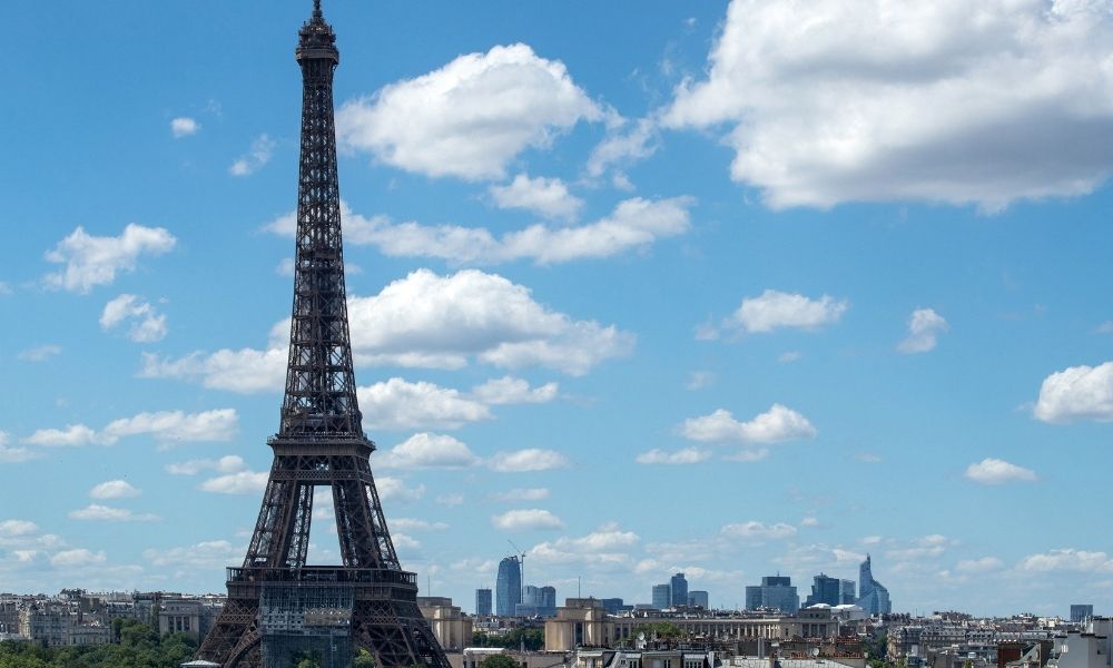 Torre Eiffel é fechada devido à greve de funcionários