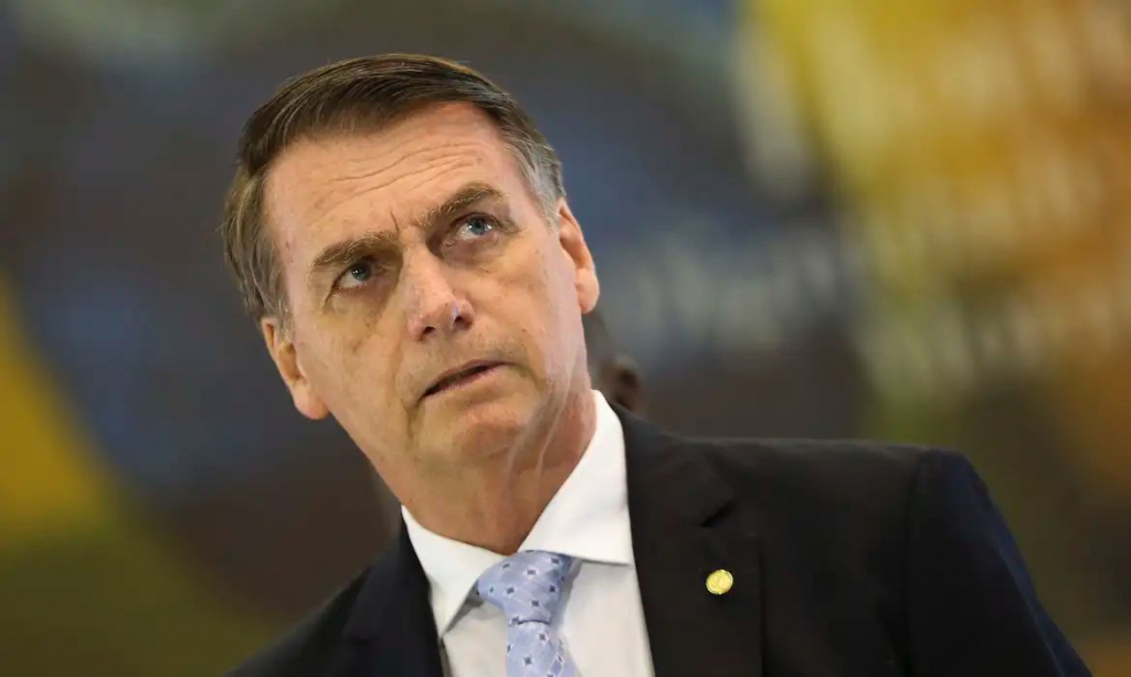 Minuta de golpe entregue a Bolsonaro envolvia prisão de Moraes, Gilmar e Pacheco
