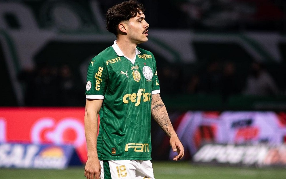 Mauricio lesiona o joelho em treino do Palmeiras e pode perder restante do Brasileirão 