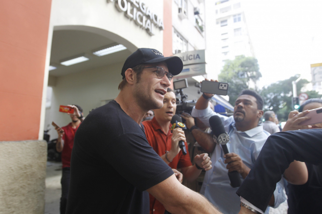 Ex-BBB Diego Alemão é preso por porte ilegal de arma no Rio de Janeiro