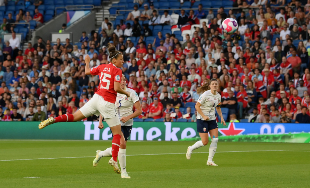 Eurocopa feminina: Áustria vence a Noruega por 1 a 0 e conquista vaga às quartas