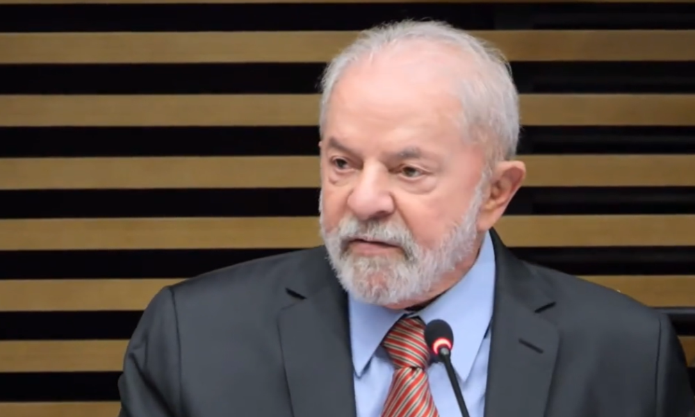 Lula critica ‘clima de irritação’ e diz que Brasil atual é ‘muito pior’ que em 2003