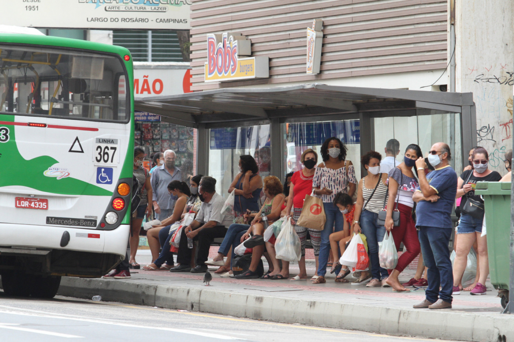 Em São Paulo, idosos de 60 a 65 anos não terão mais gratuidade no transporte público