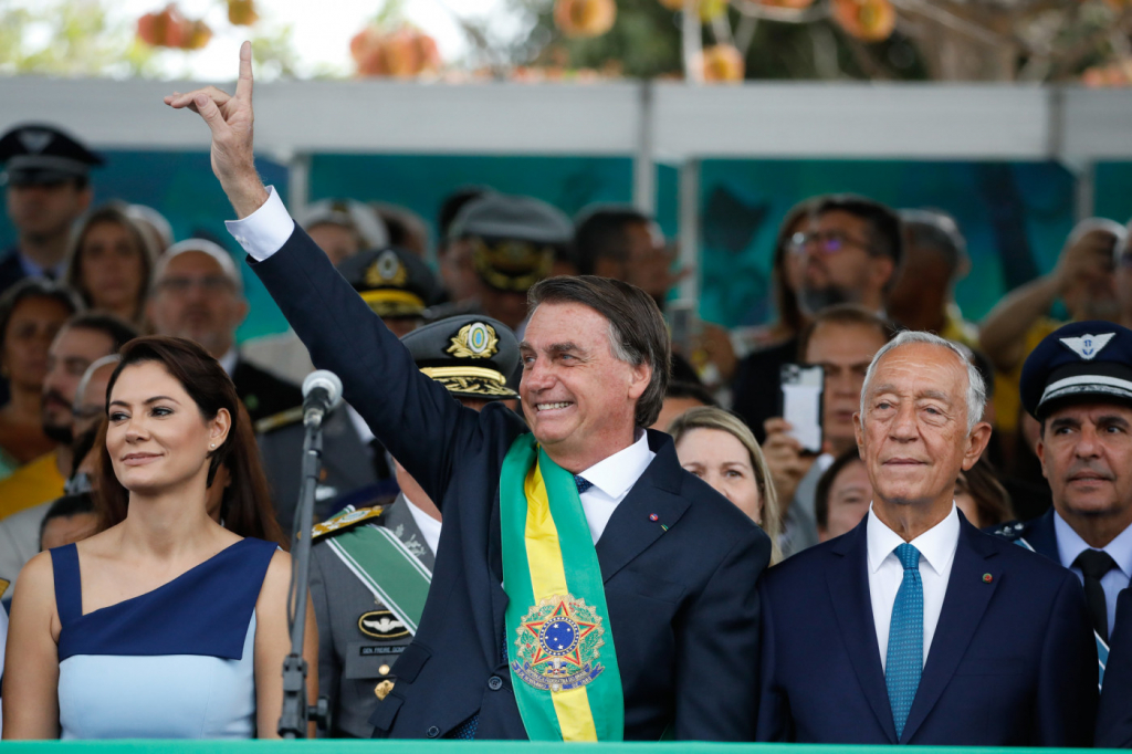 TSE dá 5 dias para Bolsonaro se manifestar sobre abuso de poder político no 7 de setembro