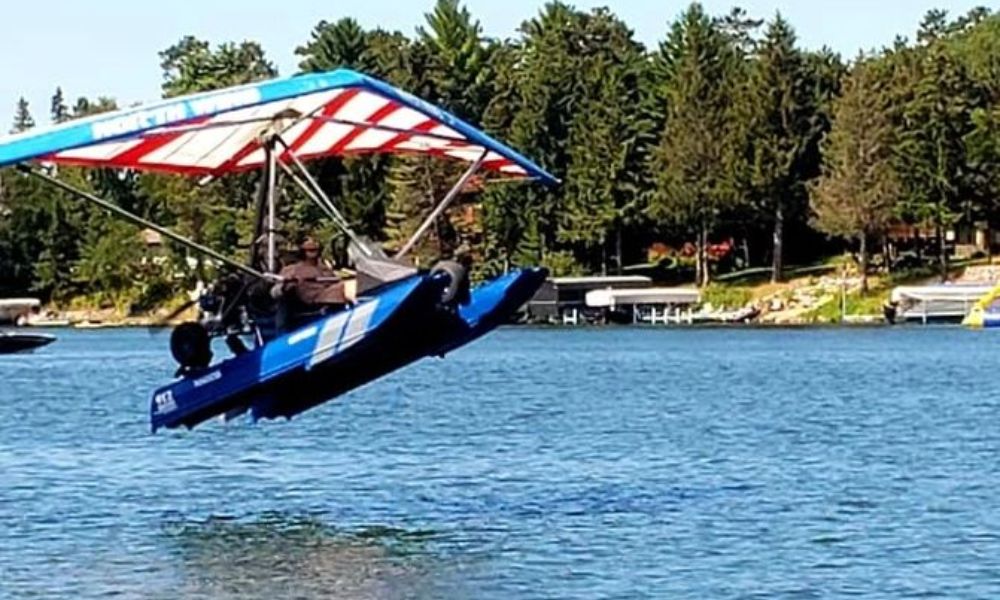 Homem morre enquanto sobrevoava lago dos EUA para jogar cinzas do pai