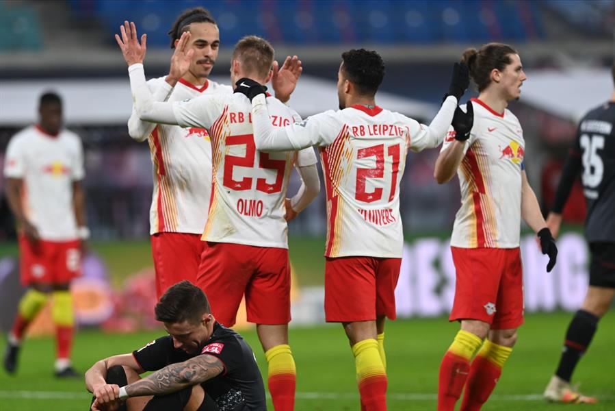 RB Leipzig assume liderança provisória do Campeonato Alemão