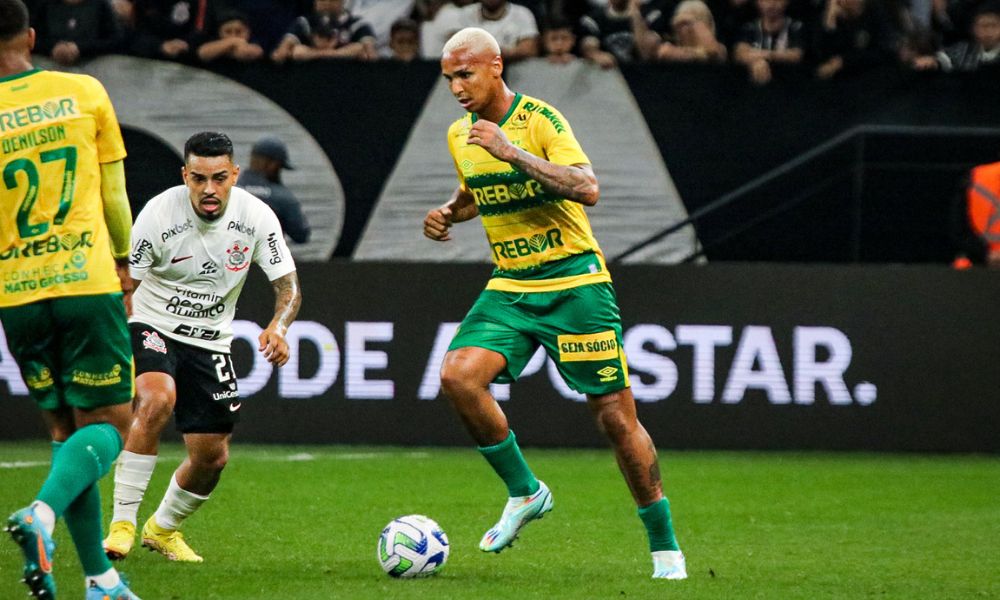 Ruan arranca empate do Corinthians contra Cuiabá e evita mais uma derrota