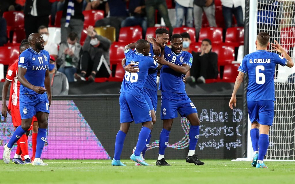 Al Hilal massacra Al Jazira com gol de brasileiro e enfrenta o Chelsea na semifinal do Mundial