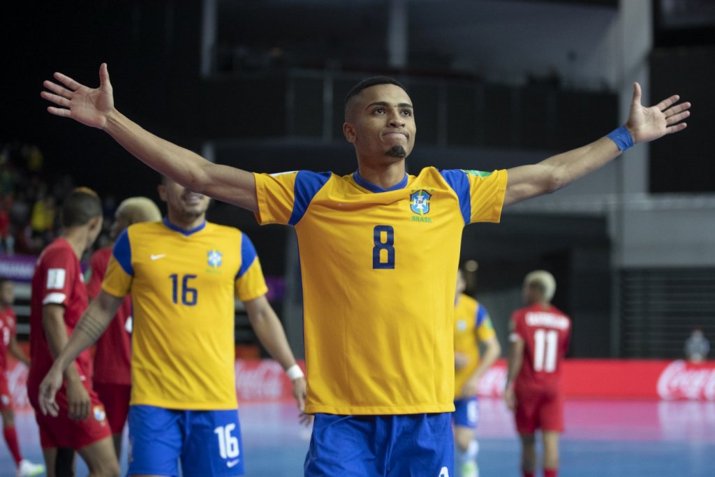 Com vitória sobre Panamá, seleção brasileira segue invicta no Mundial de Futsal