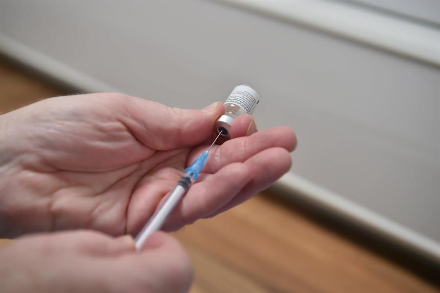 Reino Unido anuncia terceira dose da vacina da Covid-19