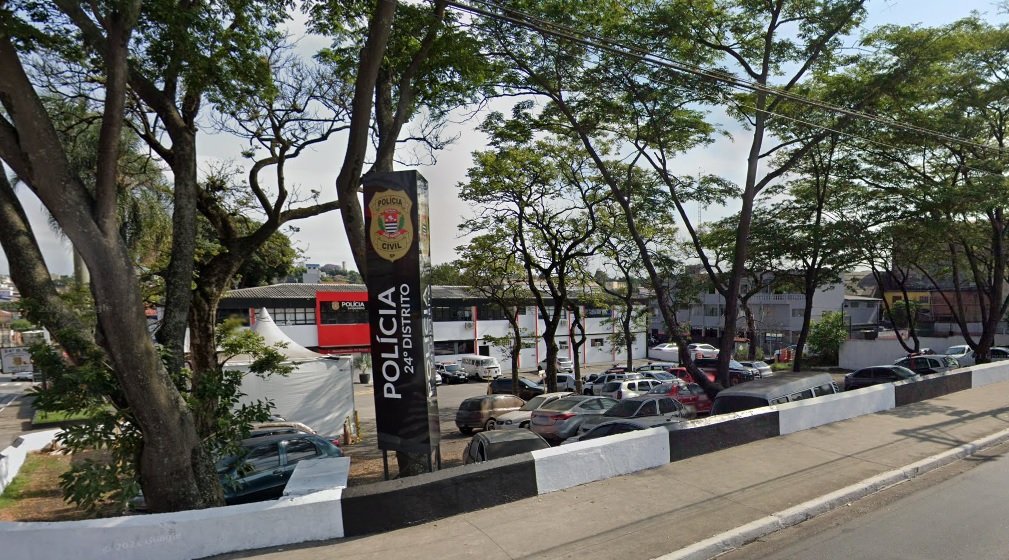 Adolescente esfaqueia dois colegas em escola na zona leste de São Paulo