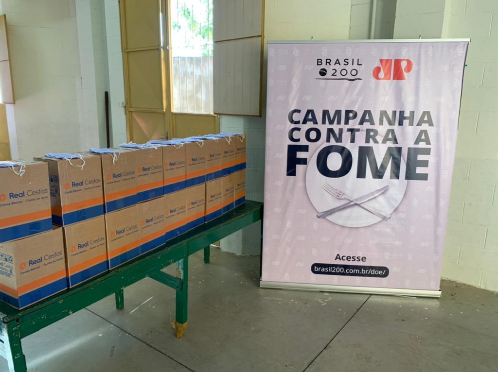 Primeiras cestas básicas arrecadas pela Jovem Pan e Instituto Brasil 200 são entregues