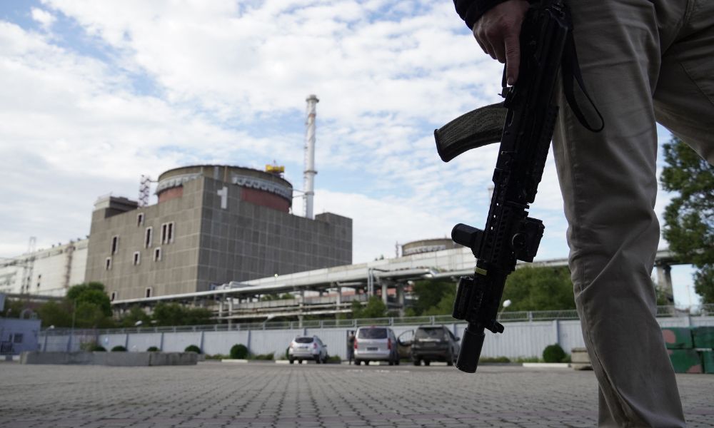 Rússia assume formalmente controle da usina nuclear de Zaporizhia