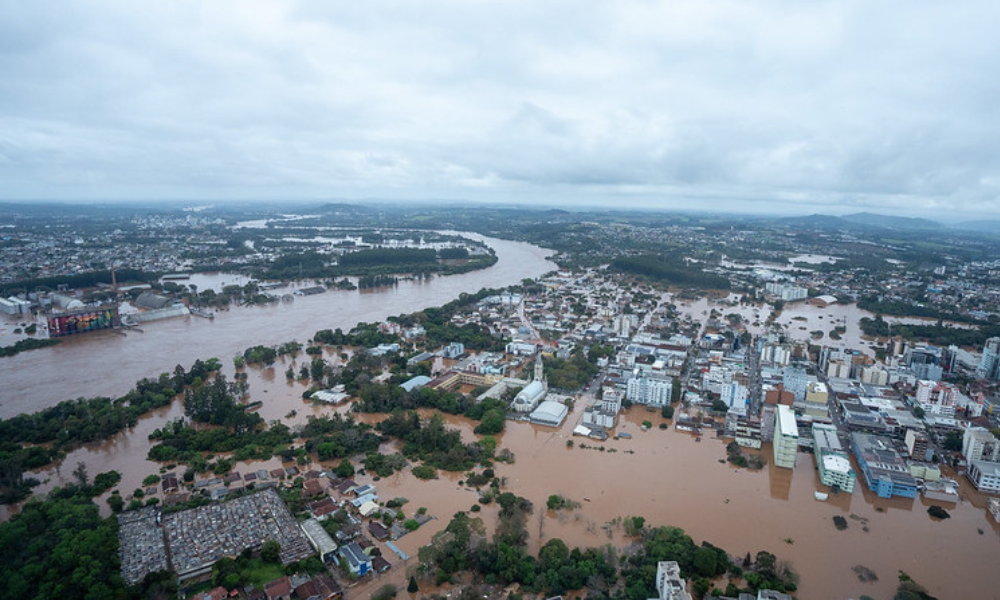 Novo ciclone deve atingir o Rio Grande do Sul; autoridades continuam buscas por desaparecidos