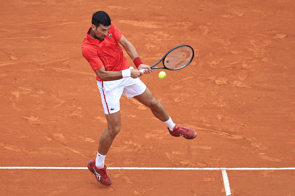 Djokovic vence tenista russo em boa estreia na Masters de Montecarlo