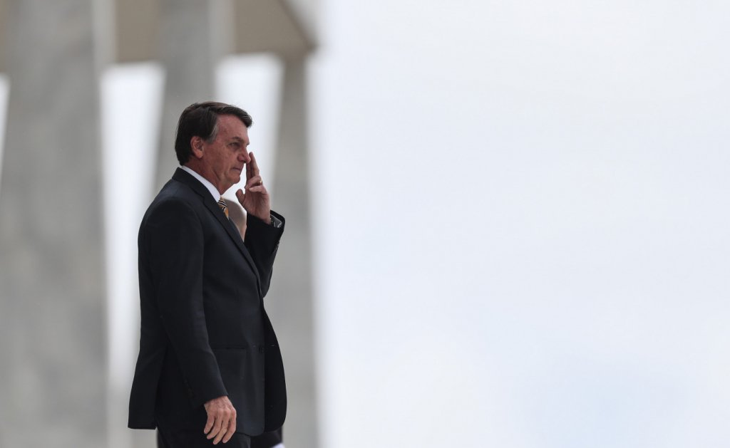 Bolsonaro pede para não depor presencialmente e quer conclusão de inquérito sobre interferência