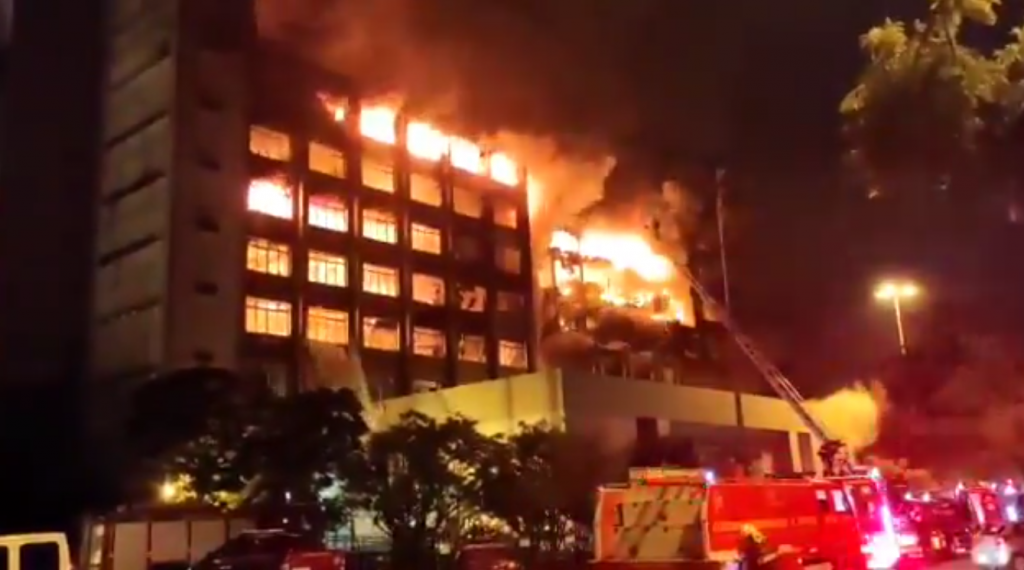 Incêndio atinge prédio da Secretaria de Segurança Pública do Rio Grande do Sul