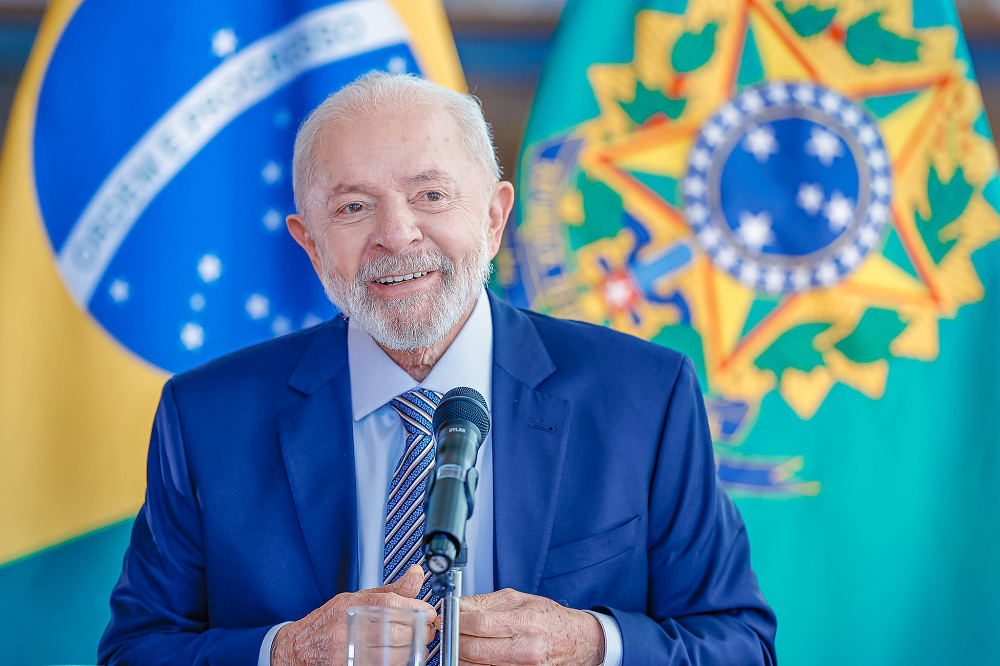 Lula espera eleição ‘mais civilizada possível’ nos EUA após desistência de Biden 