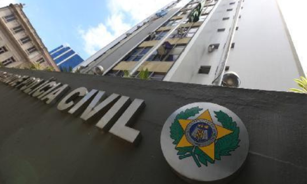 Operação da Polícia Civil e do Ministério Público do RJ mira quadrilha que aplica golpe do falso anúncio