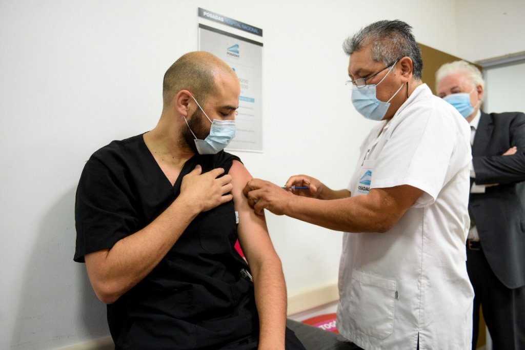 Argentina inicia vacinação contra a Covid-19
